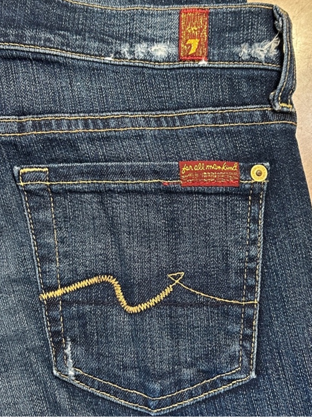 7FAM Low Rise Bootcut Jeans 26 Blue Denim Y2K 28x31 USA
S - Picture 12 of 17